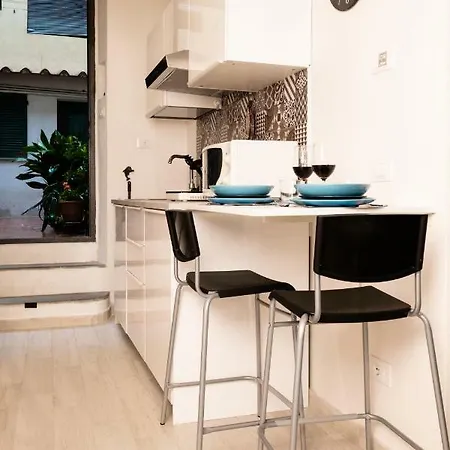 Il Nido - Cozy In Santa Croce Apartamento *